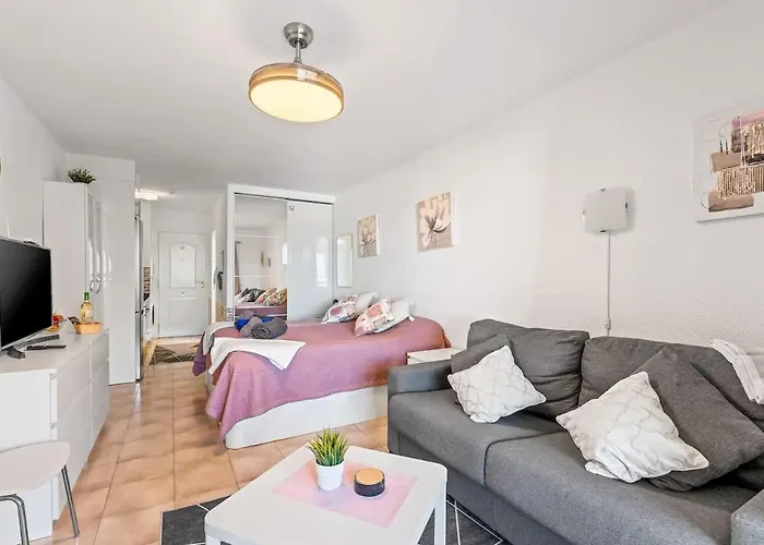 Apartment Castle Harbour 225 *