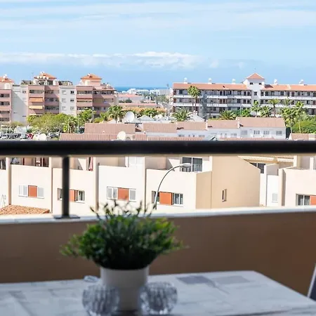 Апартаменты Castle Harbour 225