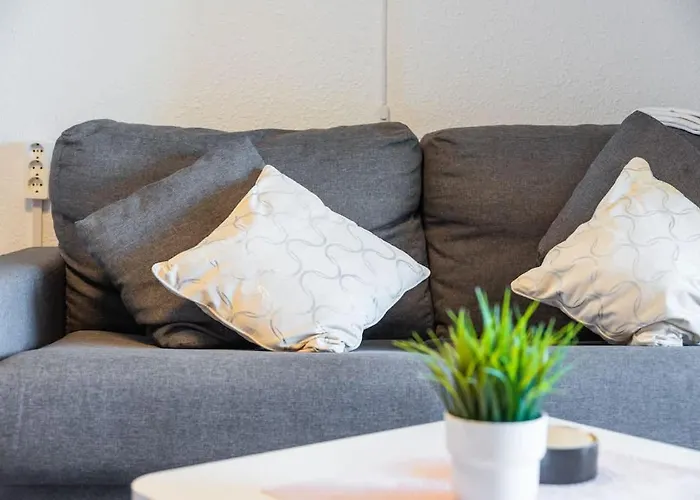 Апартаменты Castle Harbour 225 *